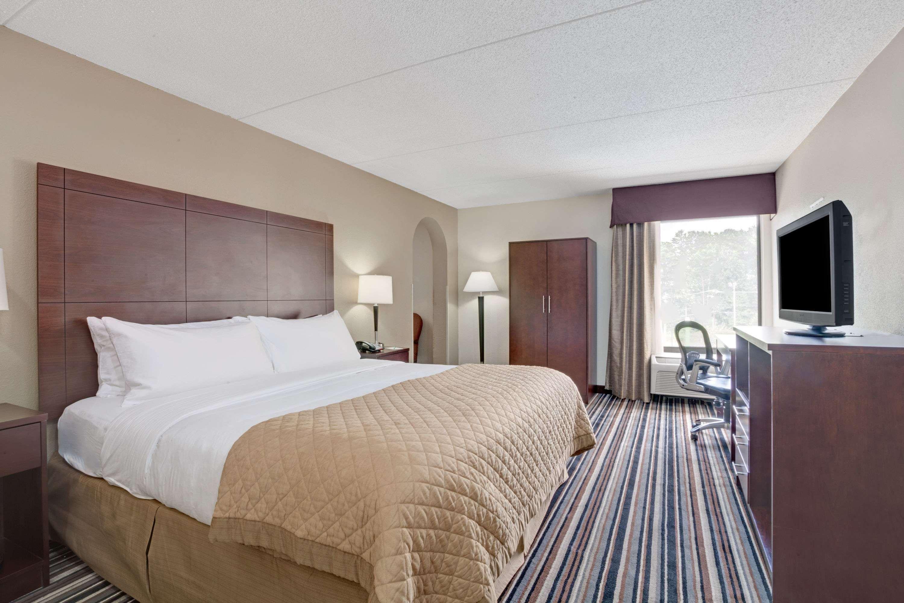 Wyndham Garden Charlotte Airport Southeast Hotel Bagian luar foto